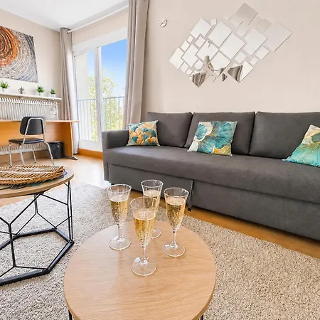 La Parenthese Loggia - Calme & Proche Appartement